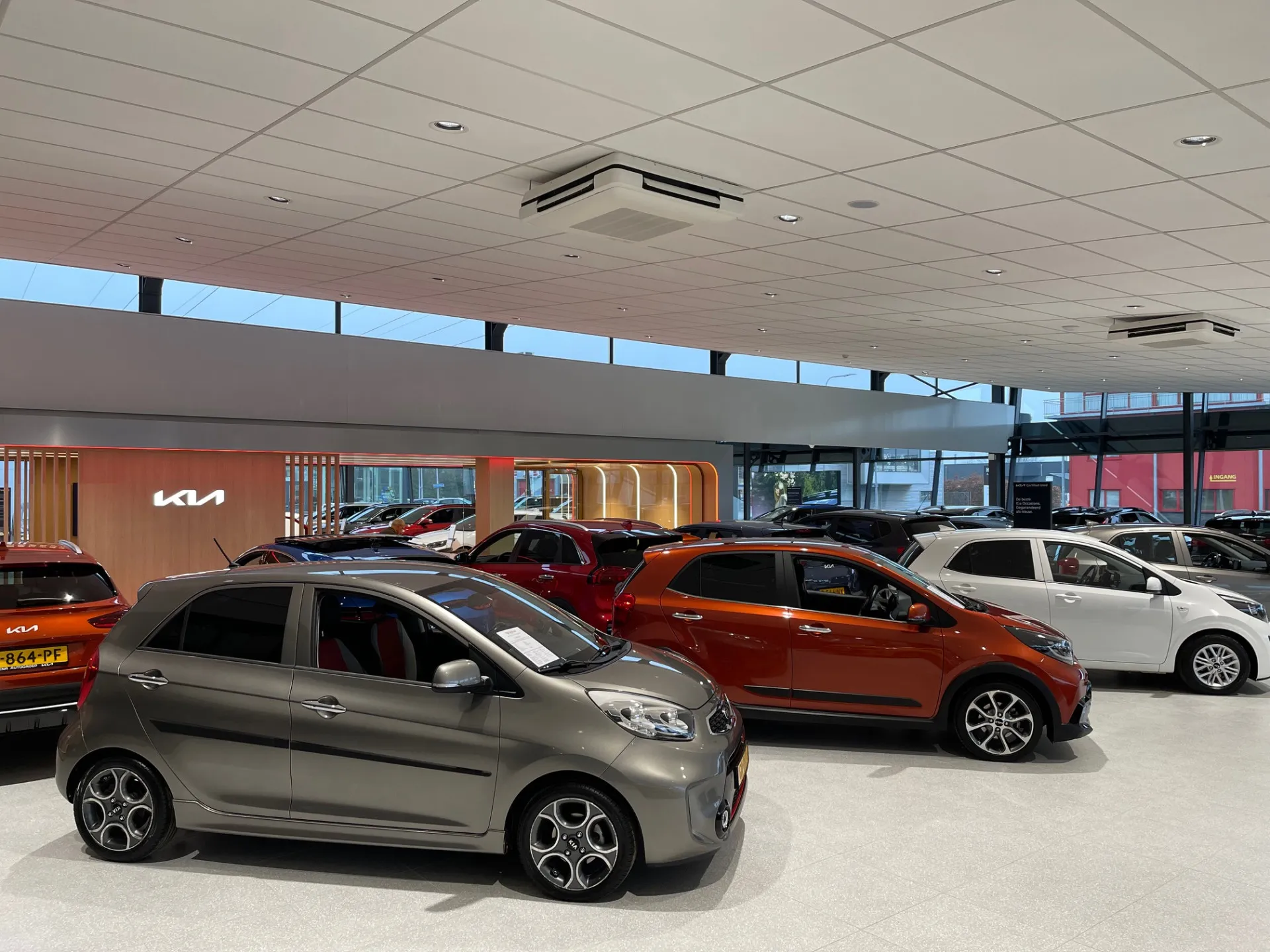 Kia Sportage hybride benzine leasen - Financial Lease | Autokan