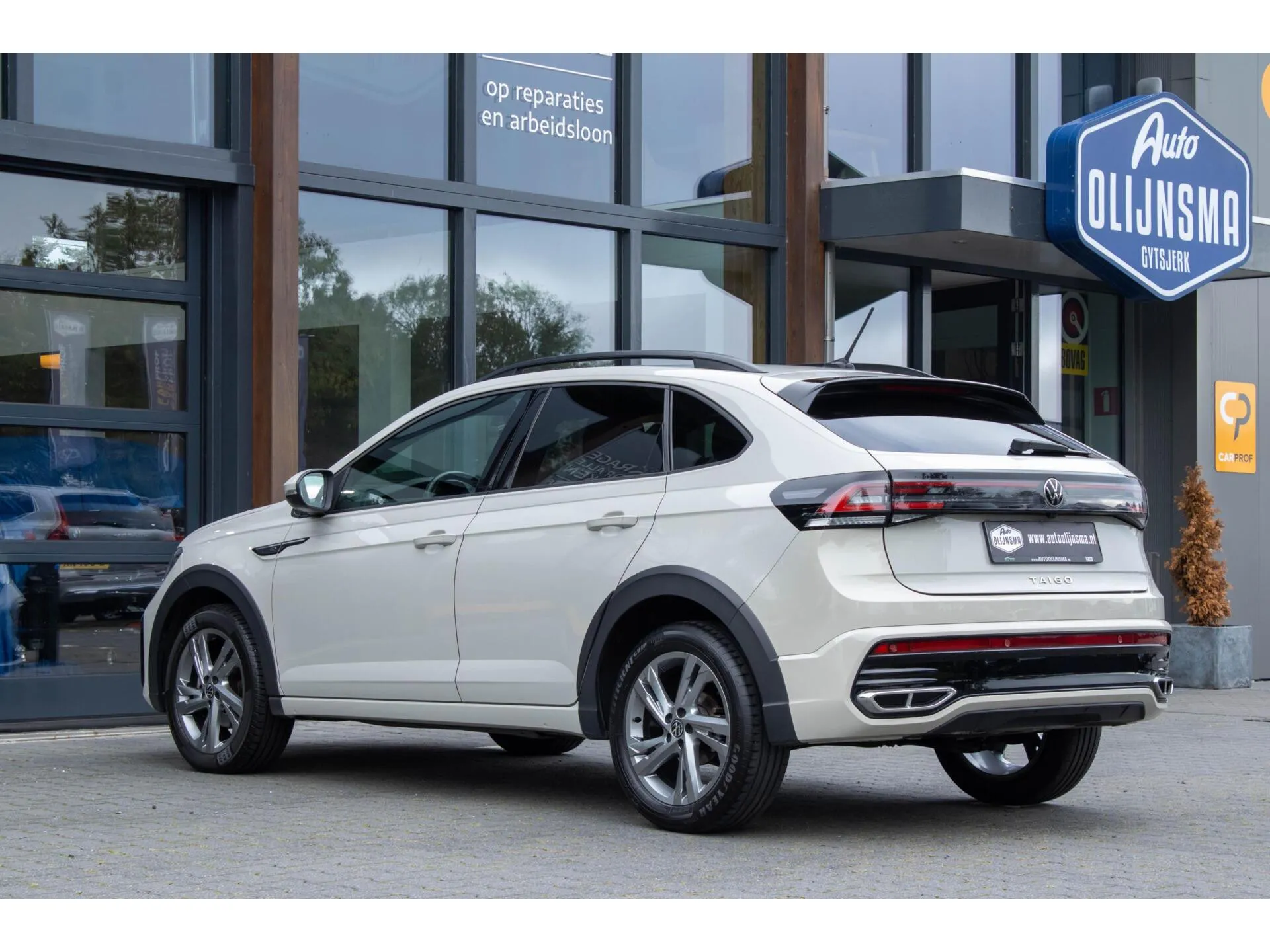 Volkswagen Taigo benzine leasen - Financial Lease | Autokan